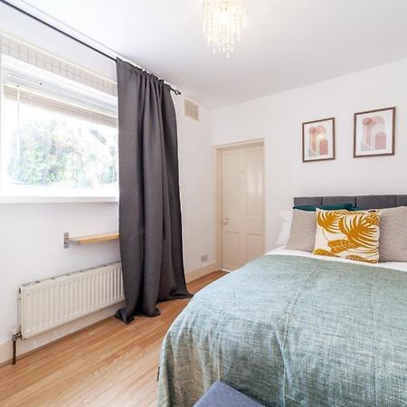 One Bedroom Flat In The Heart Of Brixton Londýn Exteriér fotografie